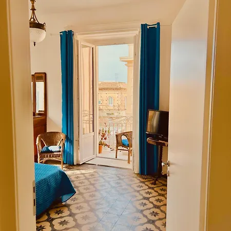 Sedile Dei Nobili Pensión