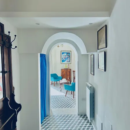 Sedile Dei Nobili Pensión Tropea