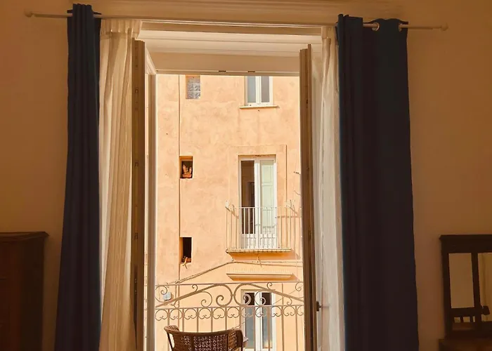 Sedile Dei Nobili 4*