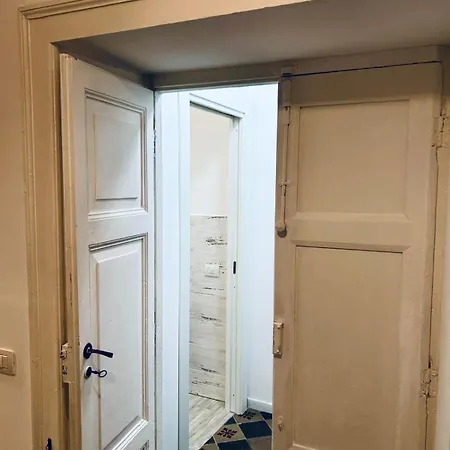 Sedile Dei Nobili 4*