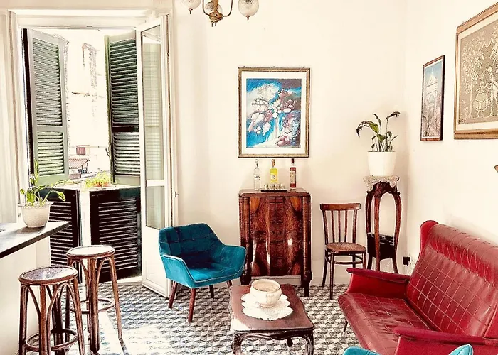 Sedile Dei Nobili Gasthuis Tropea